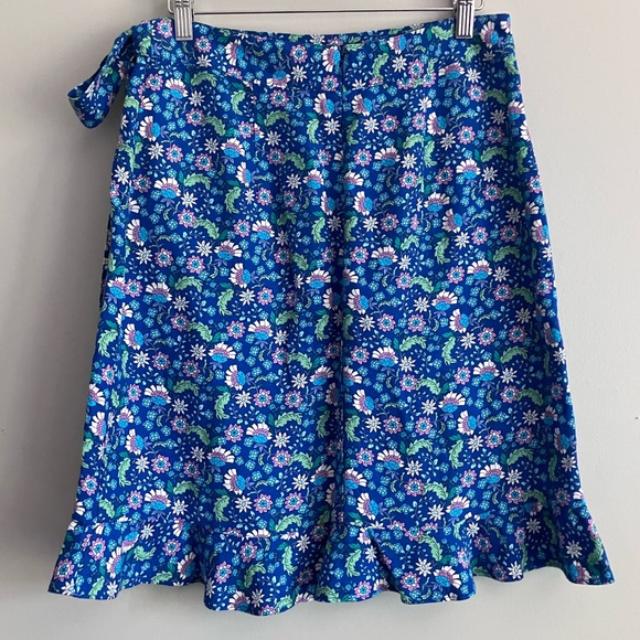 LOFT Blue Floral Faux Wrap Ruffled Skirt Size 4 (Measures like a 6) - Picture 9 of 12